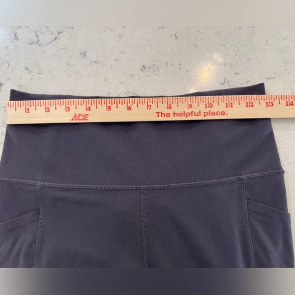 Athleta SALUTATION STASH POCKET II CINCH 7/8 Leggings Women’s Size M Purple - Picture 5 of 14